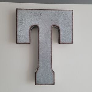 Hobby Lobby metal 'T'